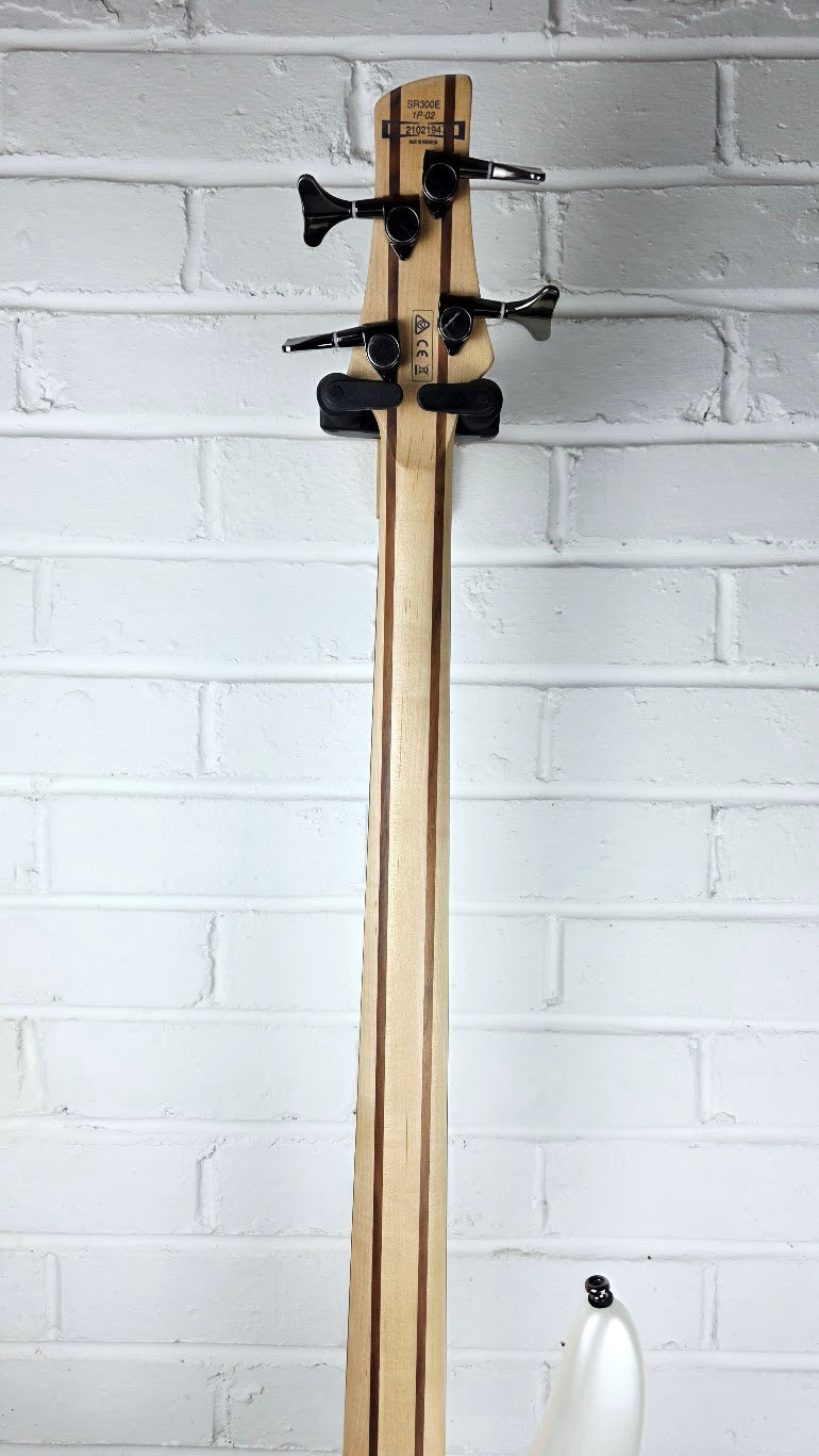 IBANEZ SR300E 4 STRING PEARL WHITE ACTIVE BASS