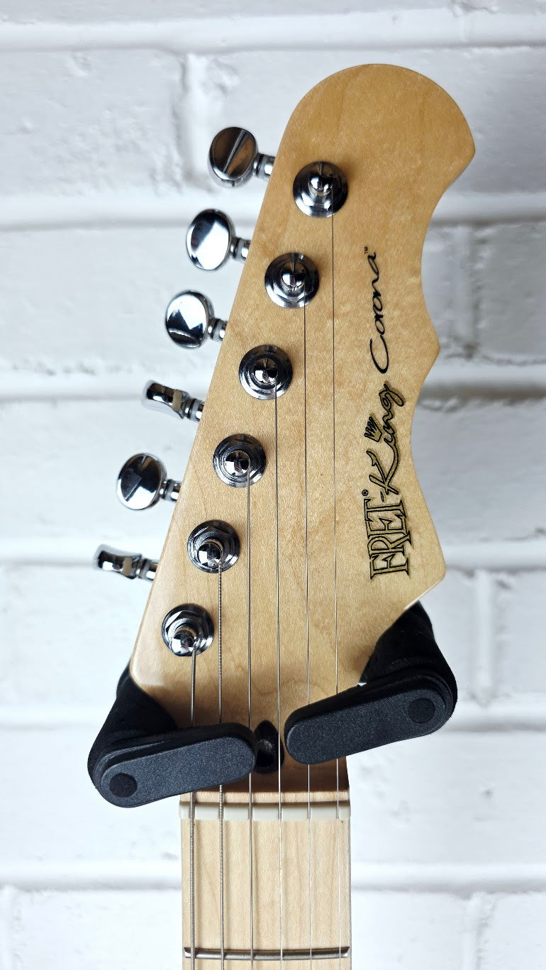 FRET KING CORONA LAGUNA BLUE ELECTRIC GUITAR + CASE