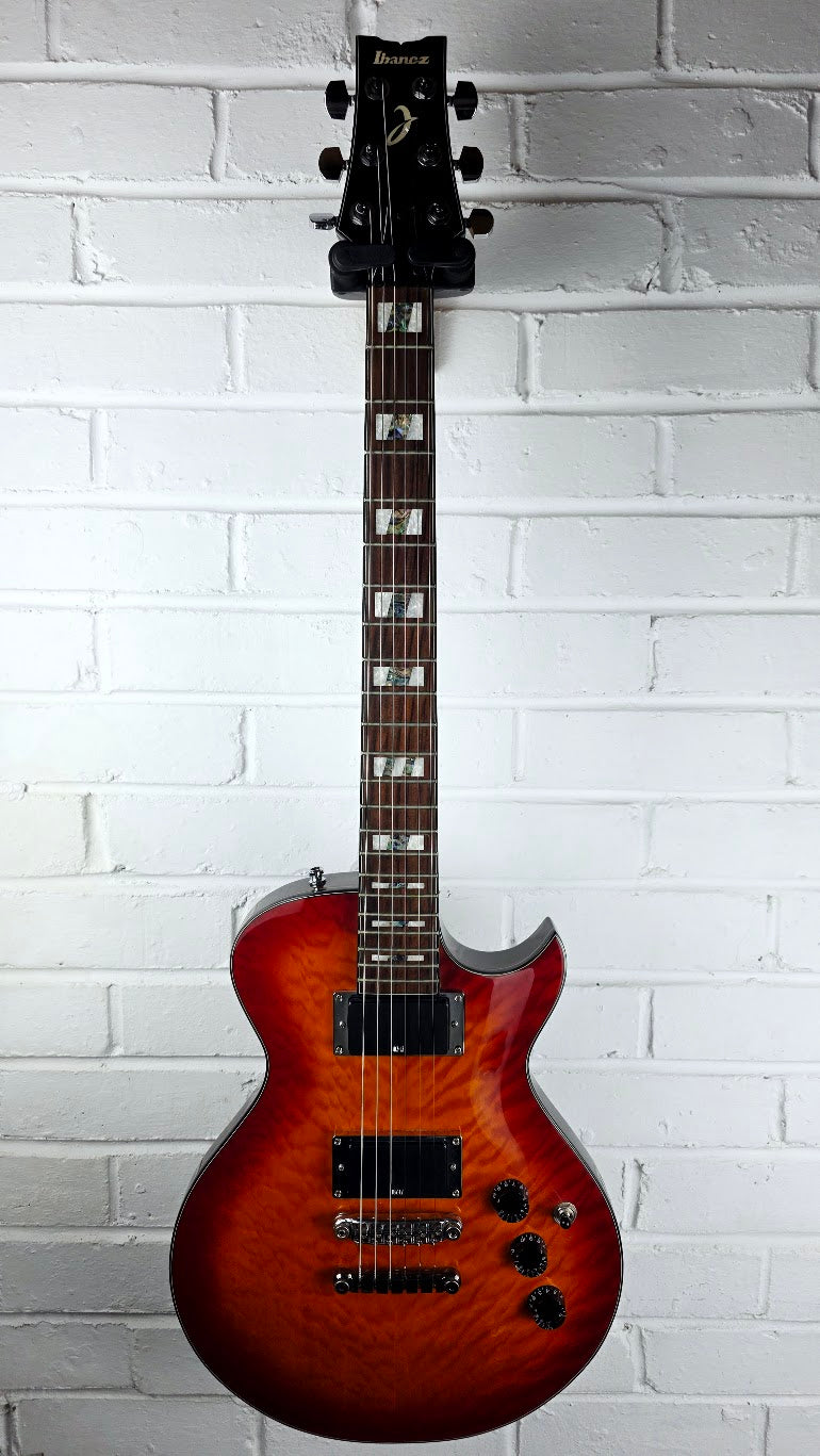 IBANEZ ART520 QUILTED MAPLE HONEY SUNBURST ELECTRIC GUITAR