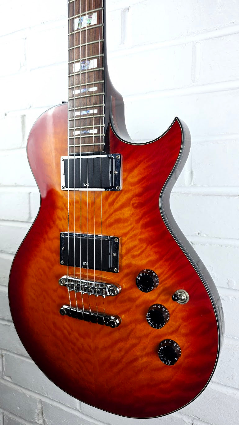 IBANEZ ART520 QUILTED MAPLE HONEY SUNBURST ELECTRIC GUITAR