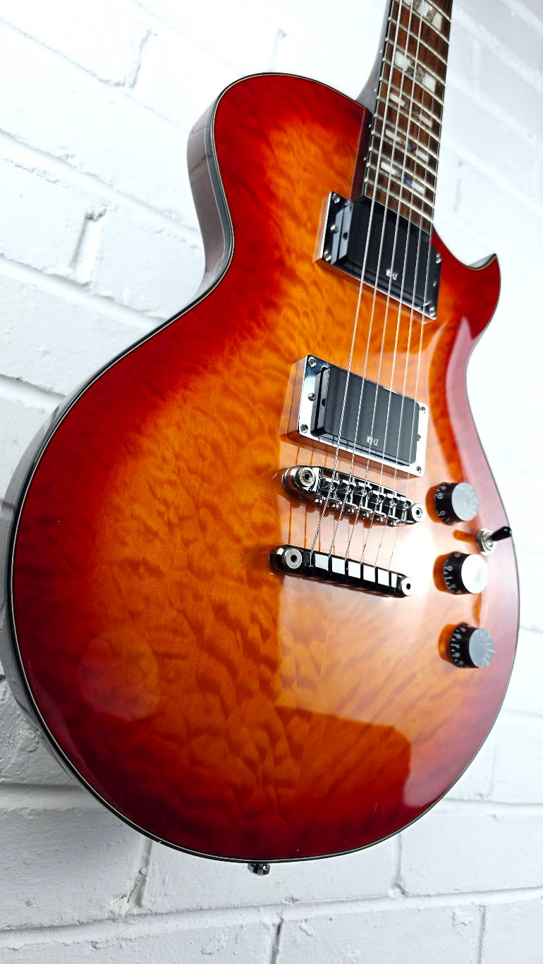 IBANEZ ART520 QUILTED MAPLE HONEY SUNBURST ELECTRIC GUITAR