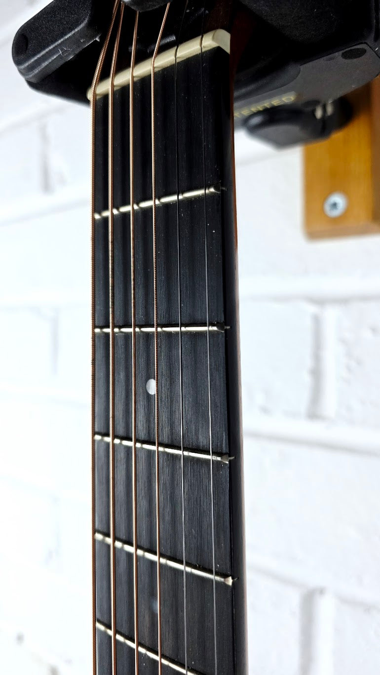 TAYLOR GS MINI E ROSEWOOD ELECTRO ACOUSTIC GUITAR + TAYLOR CASE