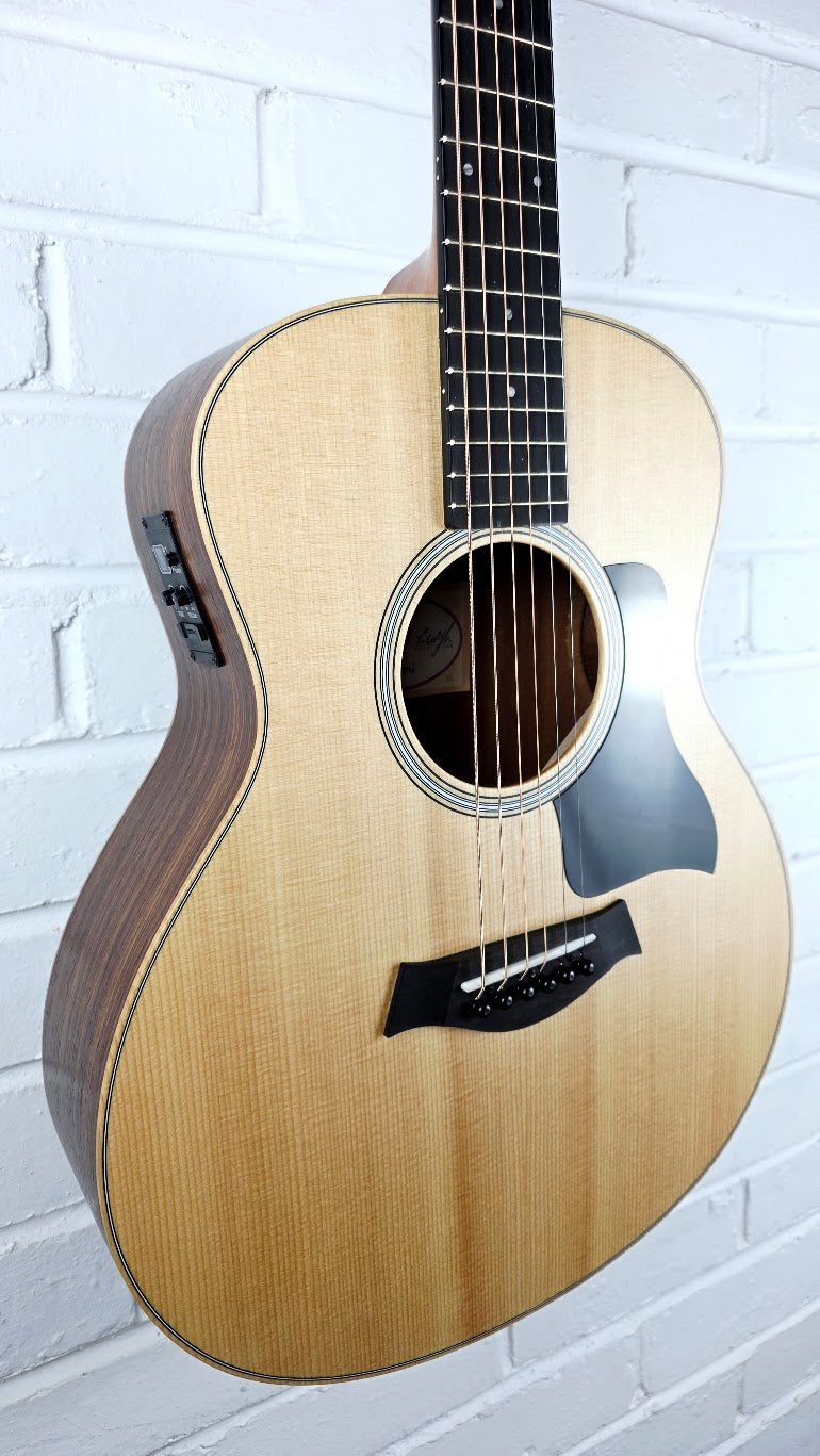 TAYLOR GS MINI E ROSEWOOD ELECTRO ACOUSTIC GUITAR + TAYLOR CASE