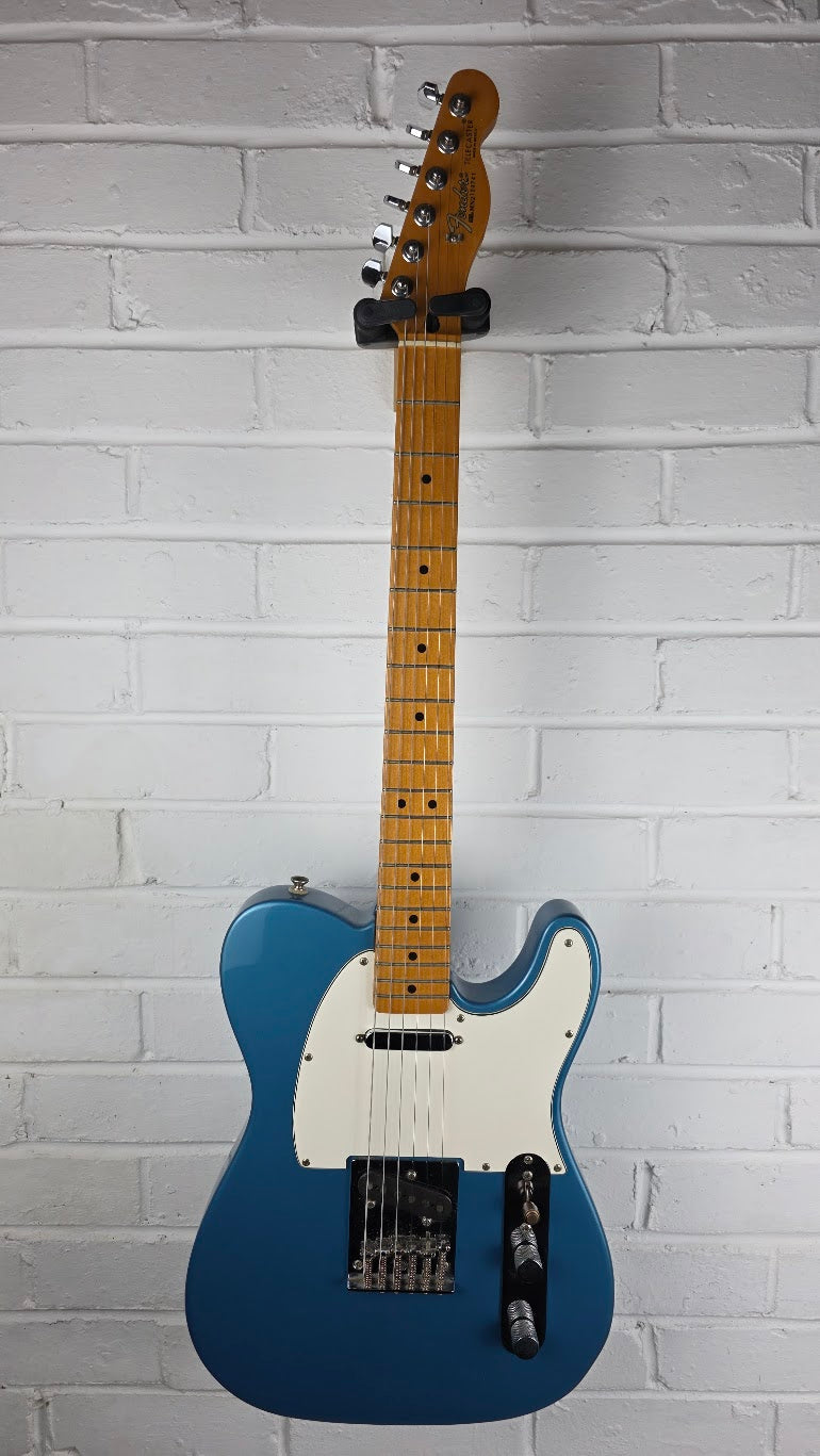 FENDER 1992 TELECASTER LAKE PLACID BLUE MIM ELECTRIC GUITAR