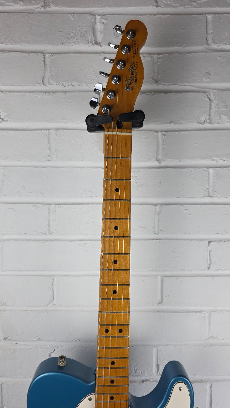 FENDER 1992 TELECASTER LAKE PLACID BLUE MIM ELECTRIC GUITAR