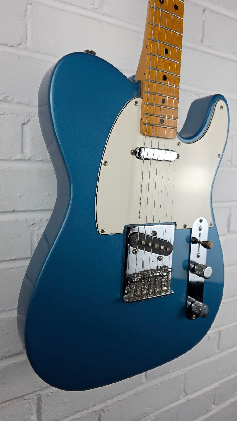 FENDER 1992 TELECASTER LAKE PLACID BLUE MIM ELECTRIC GUITAR