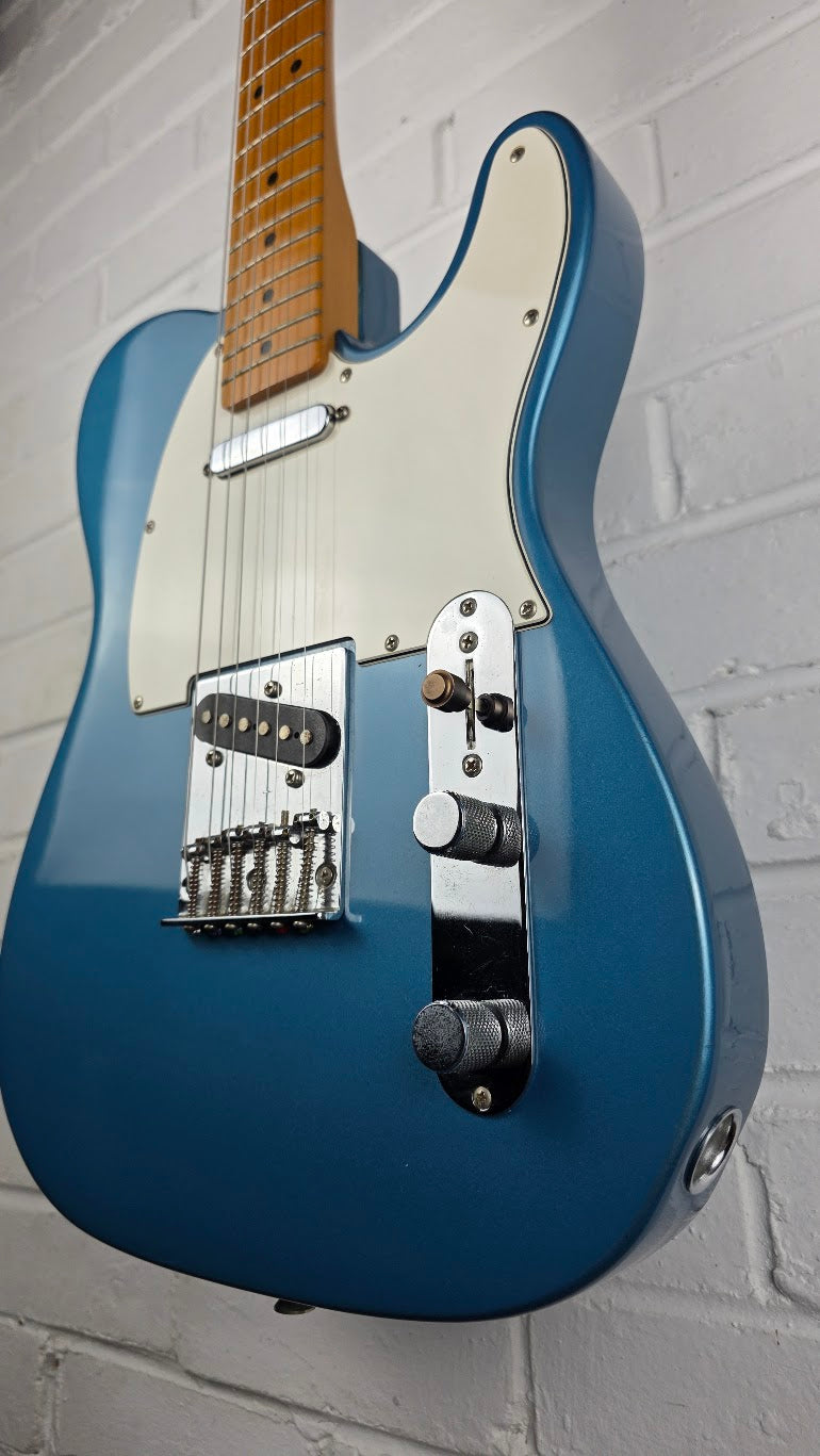 FENDER 1992 TELECASTER LAKE PLACID BLUE MIM ELECTRIC GUITAR