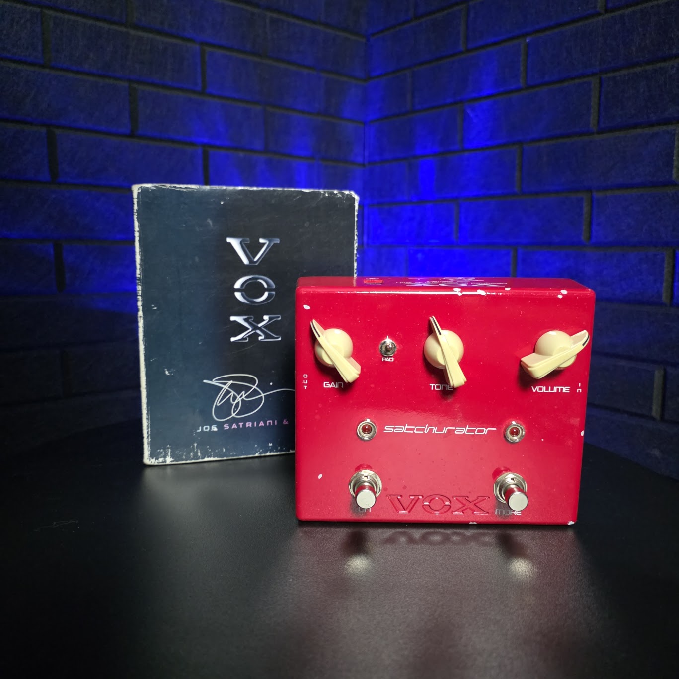 VOX SATCHURATOR JOE SATRIANI SIGNATURE DISTORTION PEDAL