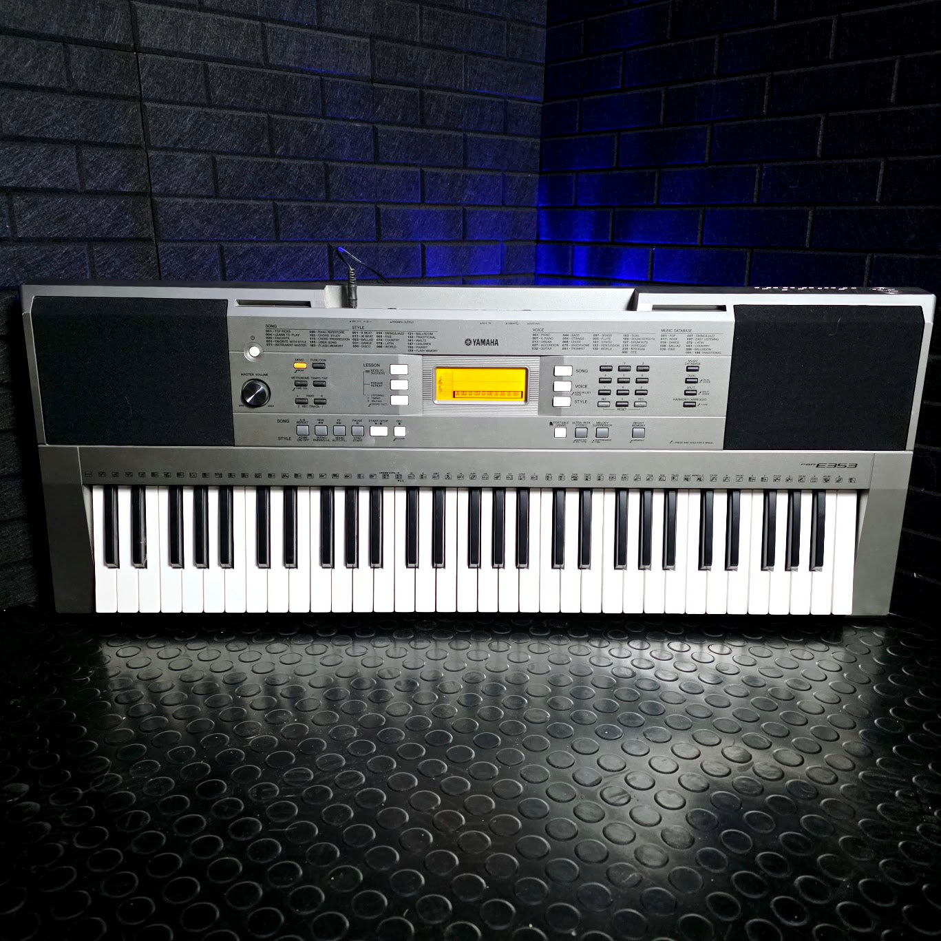 YAMAHA PSR E353 KEYBOARD 61 KEY TOUCH SENSITIVE