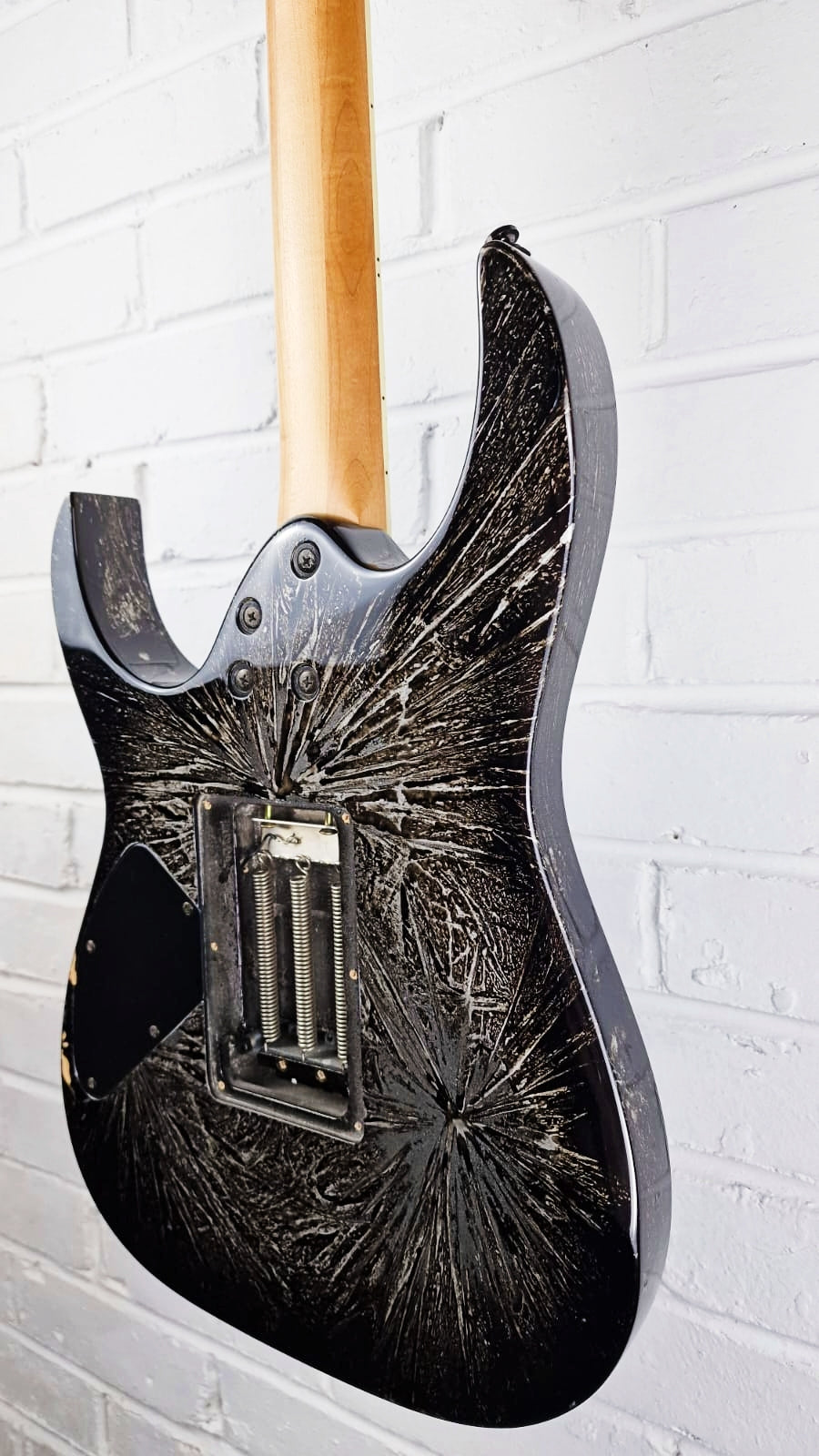 IBANEZ RGR420EX RG SERIES SILVER ARCTIC FROST ELECTRIC GUITAR