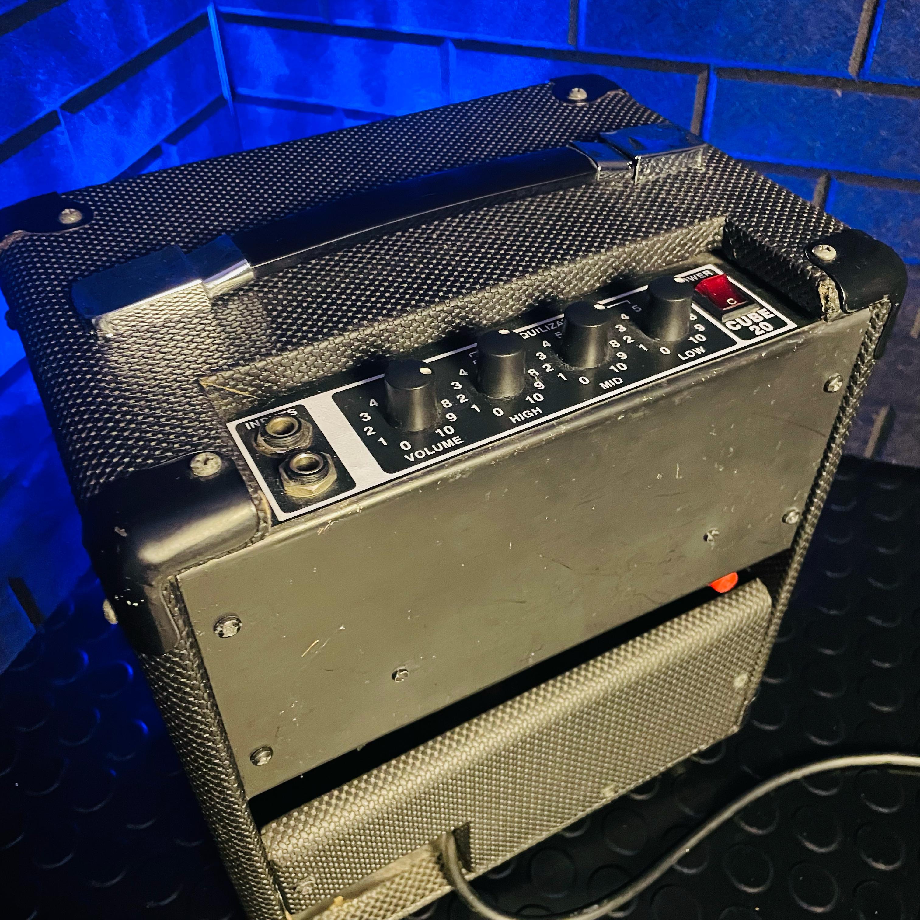 KUSTOM SOUND CUBE 20 GUITAR AMP AMLPIFIER 20 WATT