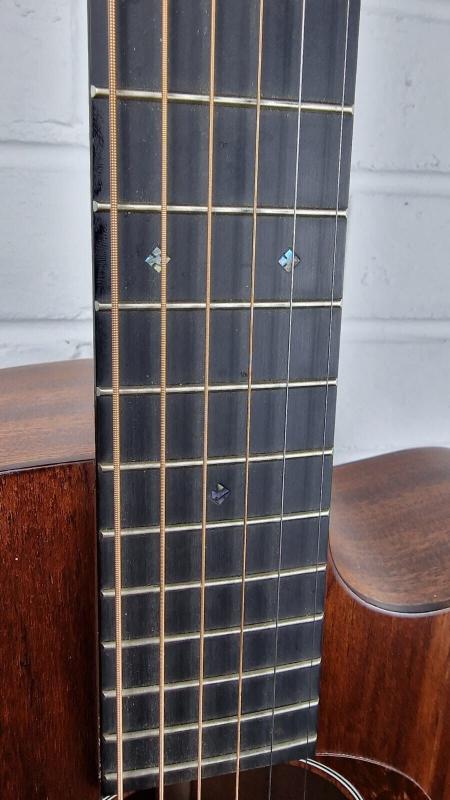 SIGMA 000MC-15E ELECTRO ACOUSTIC GUITAR