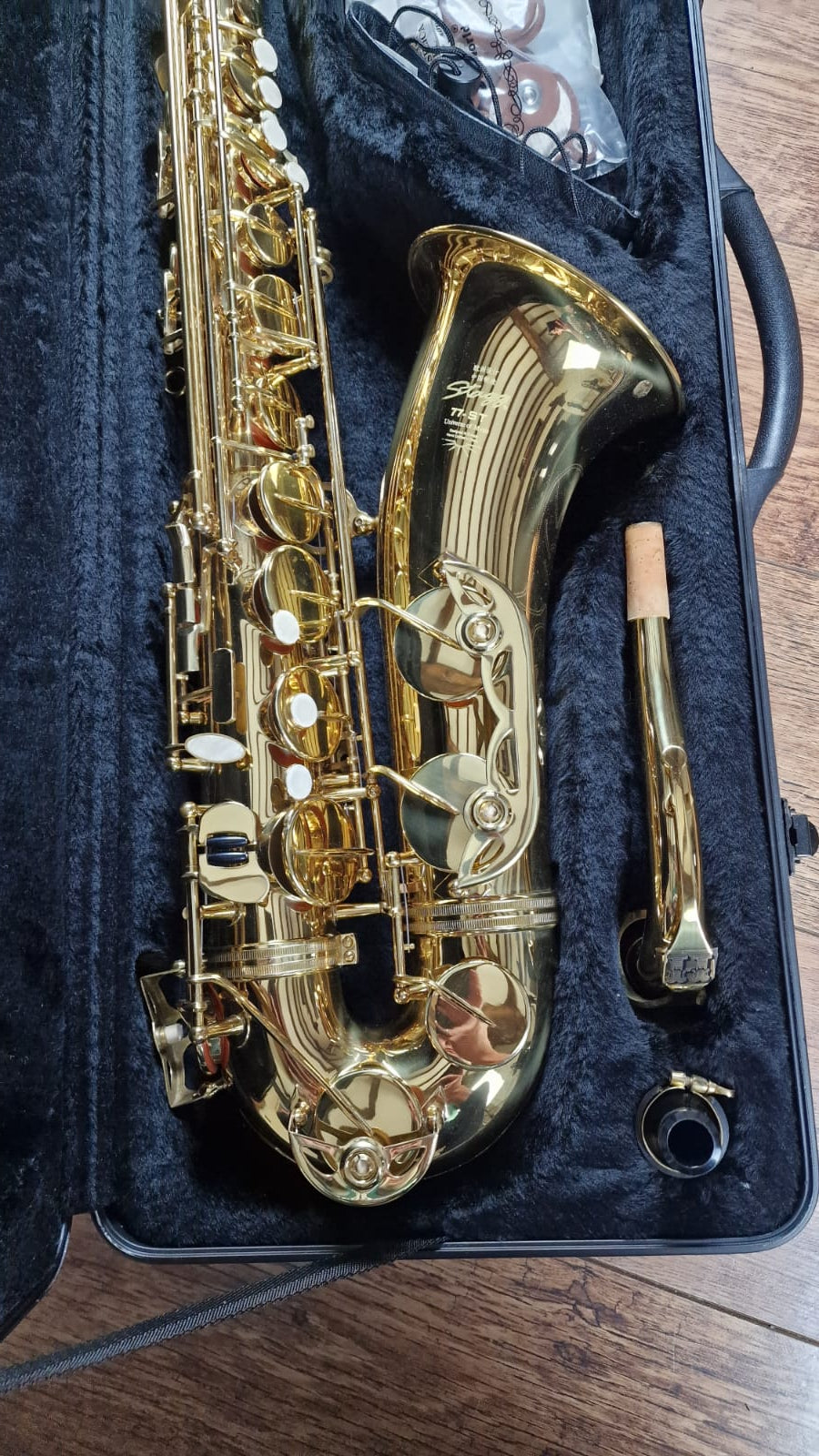 STAGG 77-ST TENOR SAXOPHONE + CASE + EXTRAS