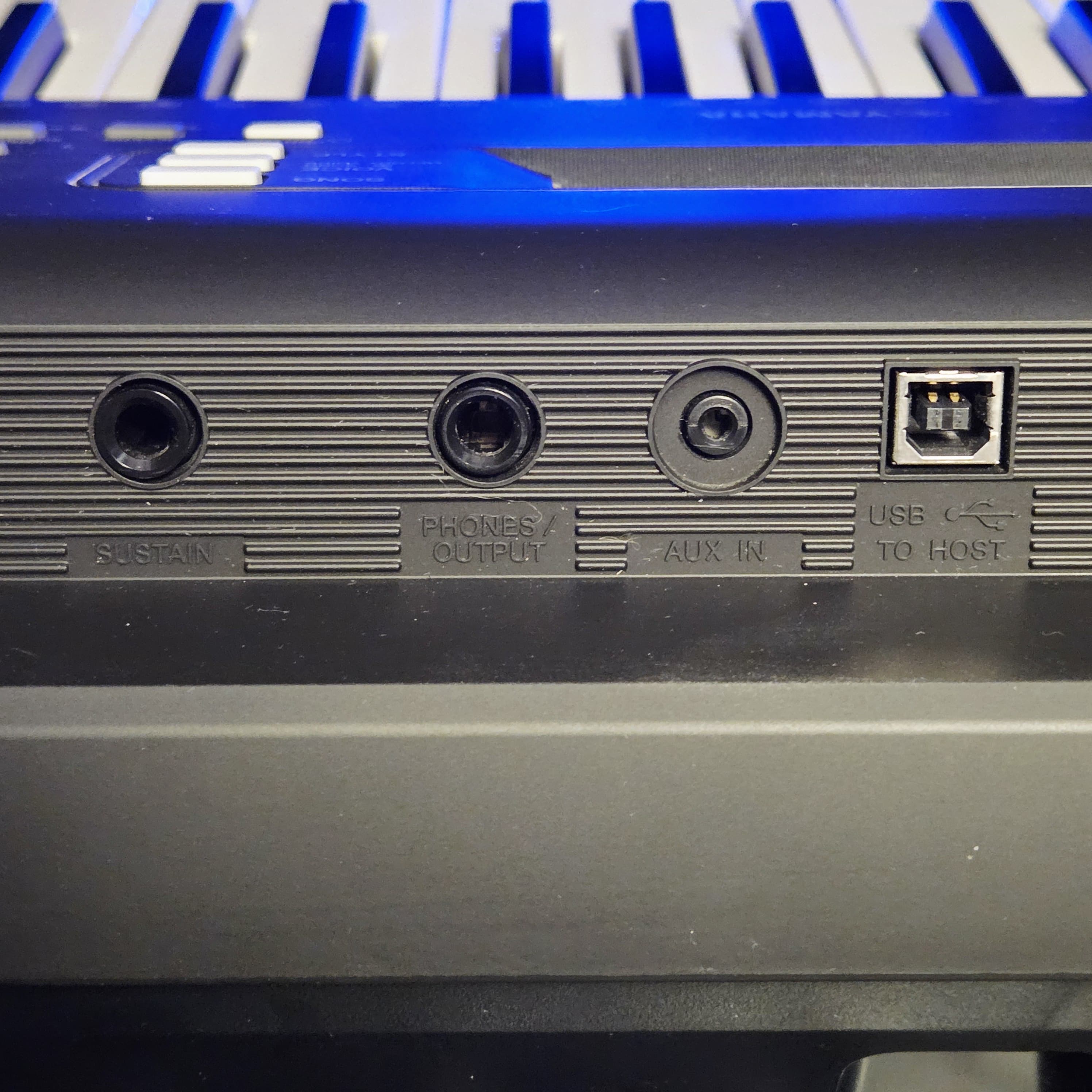 YAMAHA PSR E363 61 KEY ELECTRONIC KEYBOARD