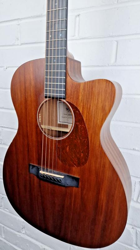 SIGMA 000MC-15E ELECTRO ACOUSTIC GUITAR