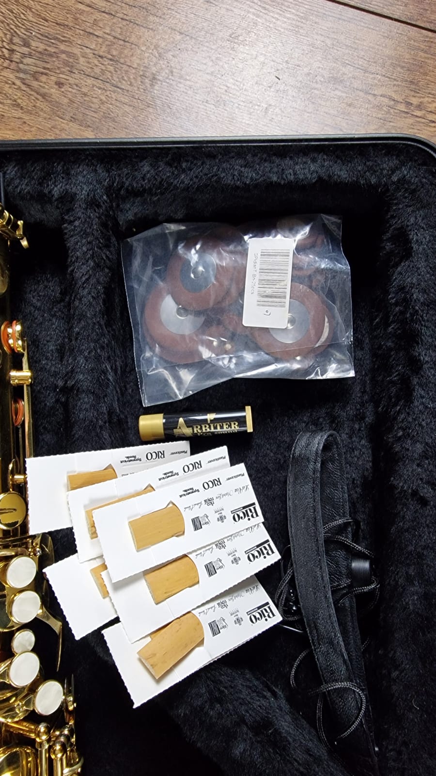 STAGG 77-ST TENOR SAXOPHONE + CASE + EXTRAS