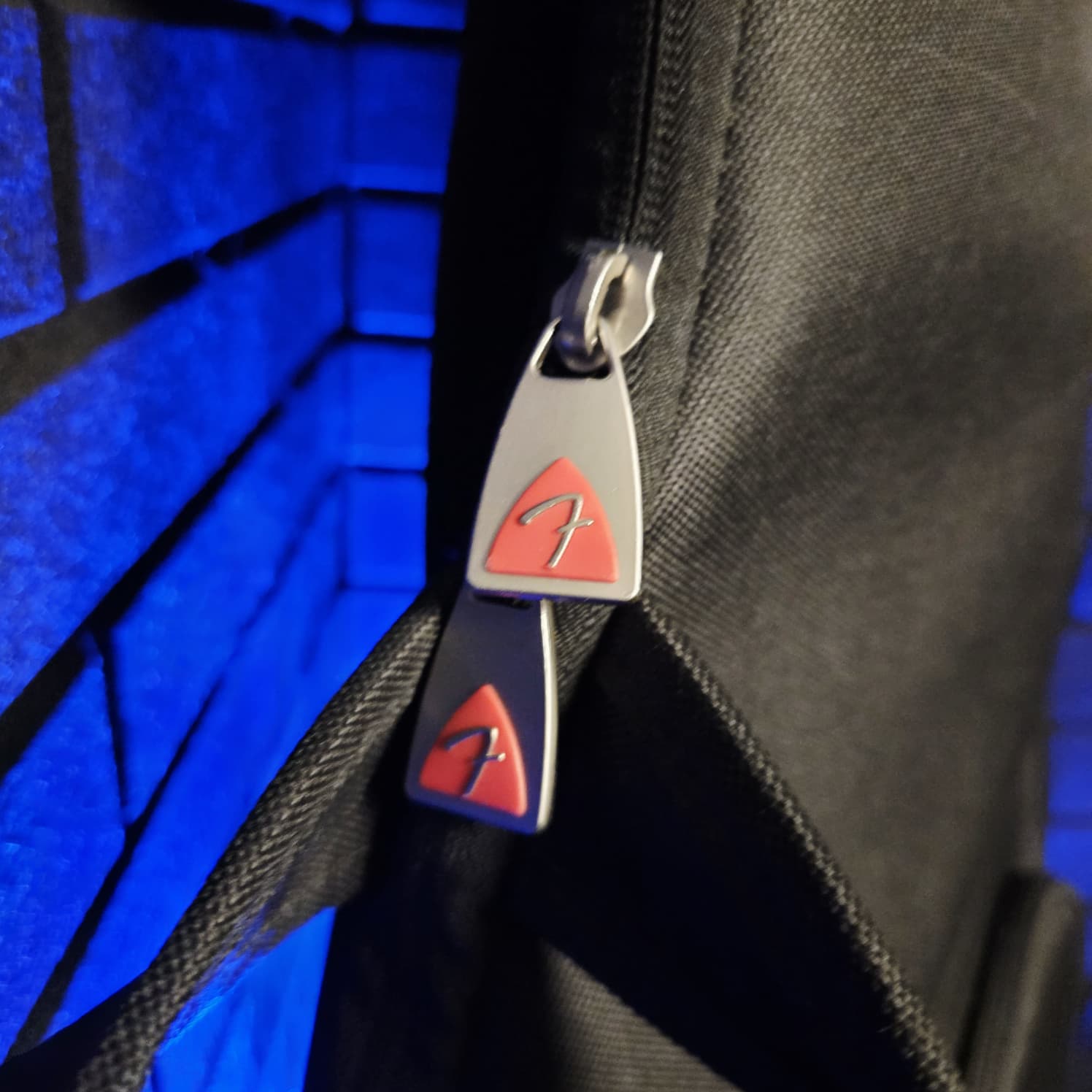 OFFICIAL FENDER ELECTRIC BASS GUITAR PADDED GIG BAG