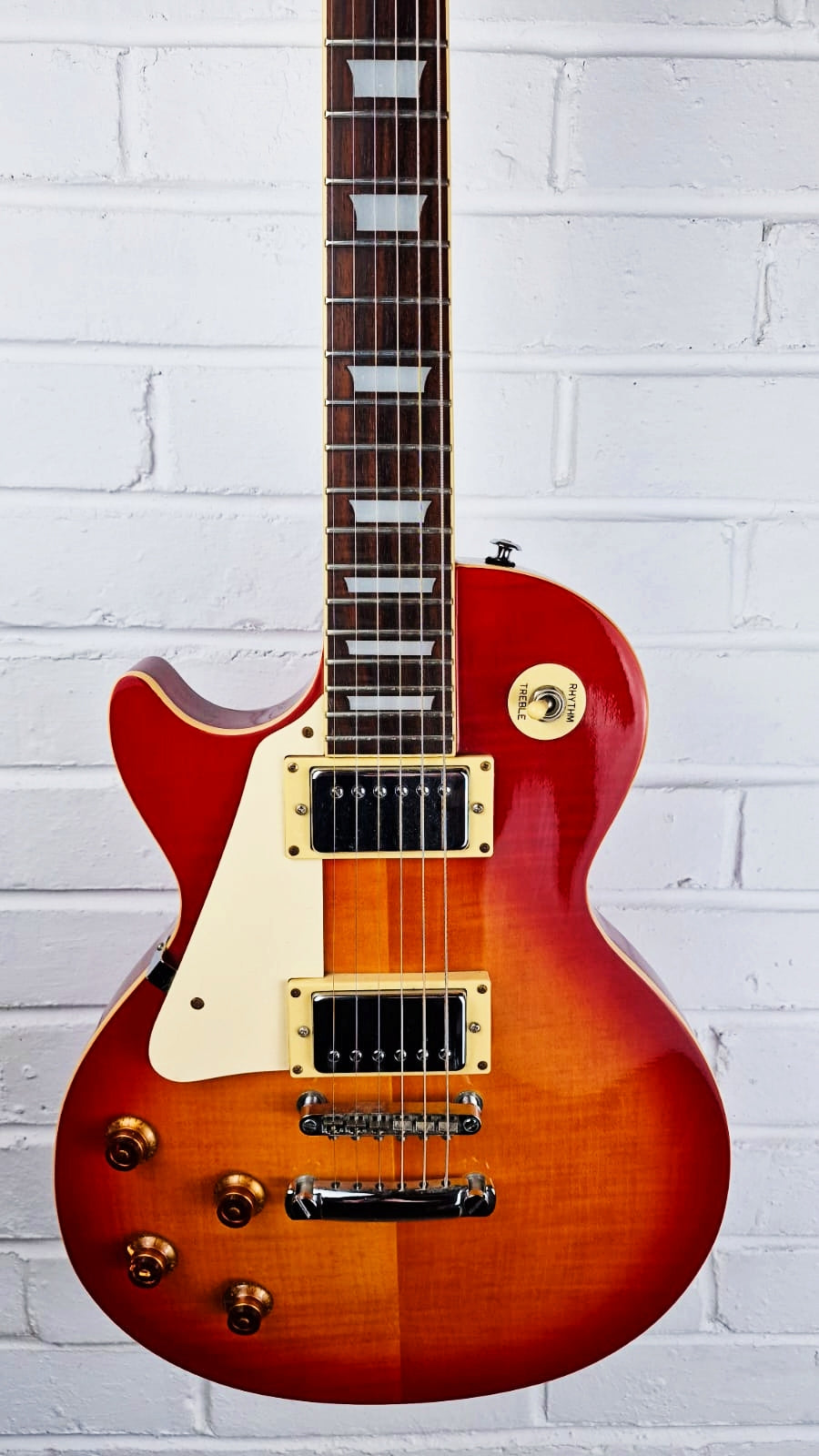 EPIPHONE LES PAUL STANDARD CHERRY SUNBURST LEFT HANDED 1996 ELECTRIC GUITAR