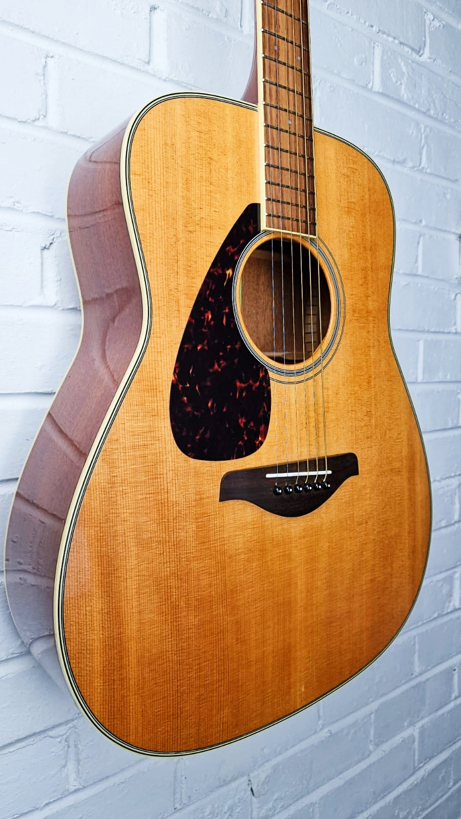 YAMAHA FG820L NATURAL ACOUSTIC GUITAR