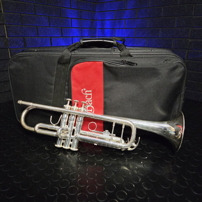 BACH USA TR500S Bb SILVER PLATED TRUMPET AND CASE