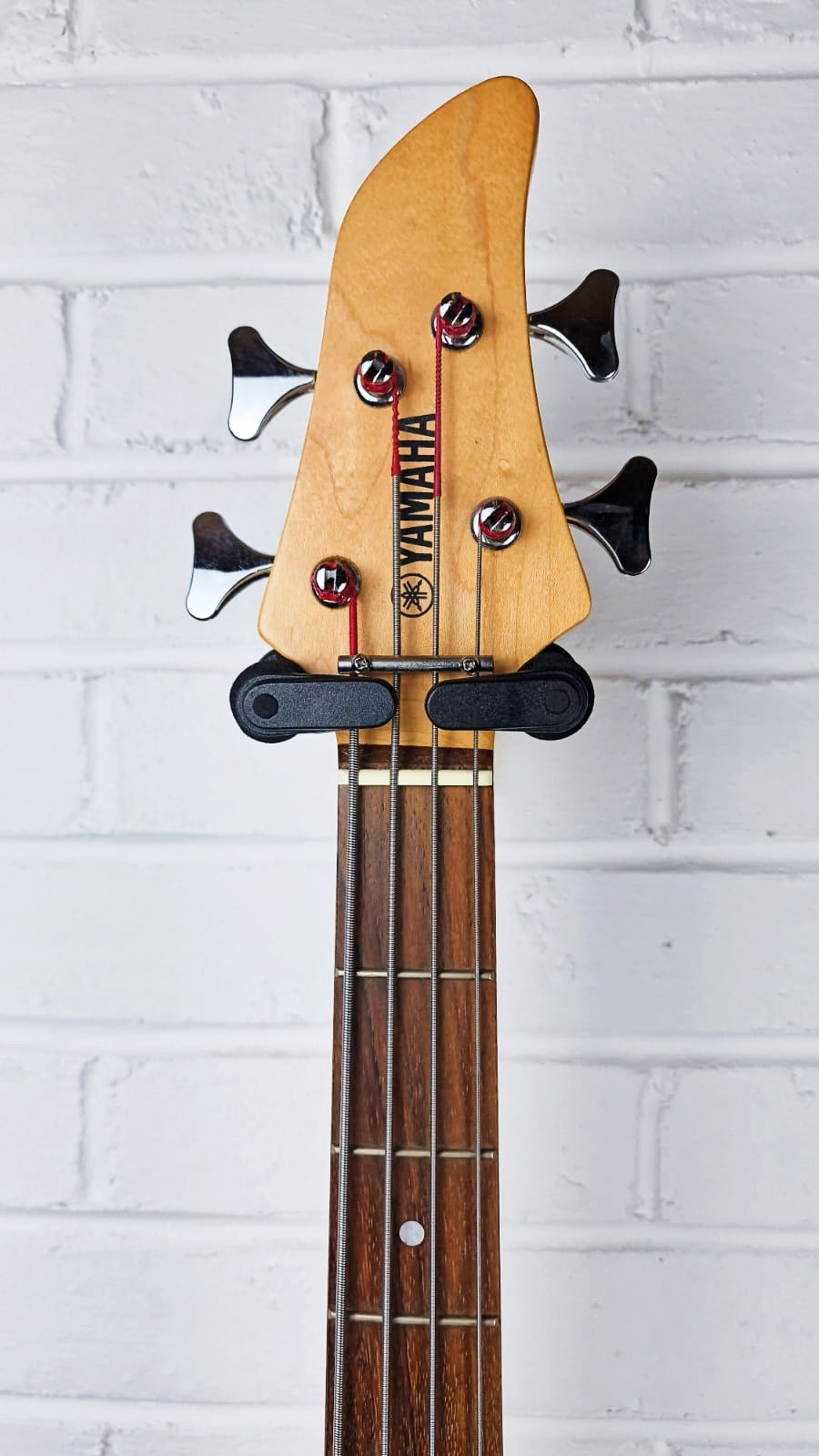 YAMAHA RBX 170 BLUE 4 STRING BASS GUITAR