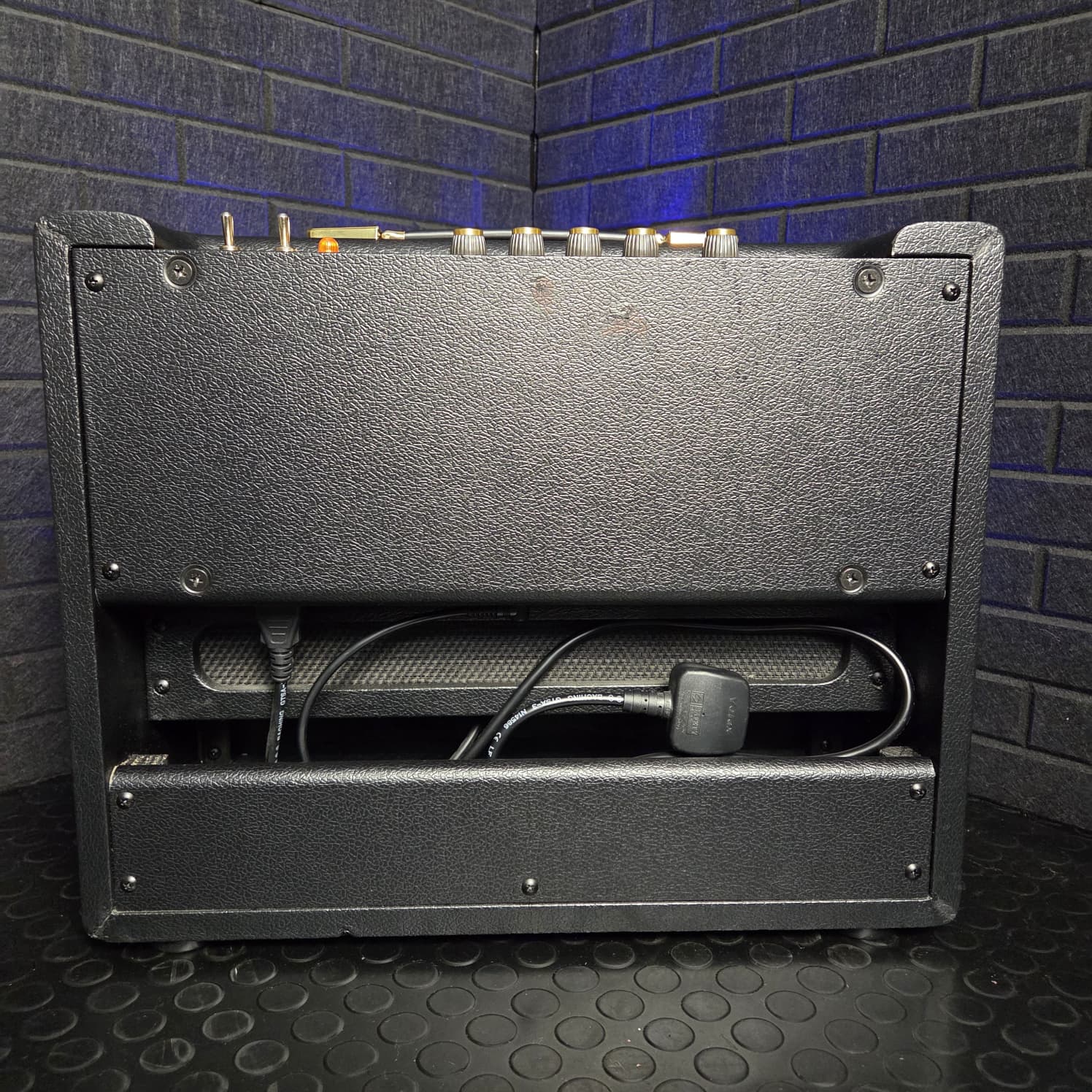 MARSHALL ORIGIN 5 ORI5C 5 WATT 1X8" TUBE COMBO AMP