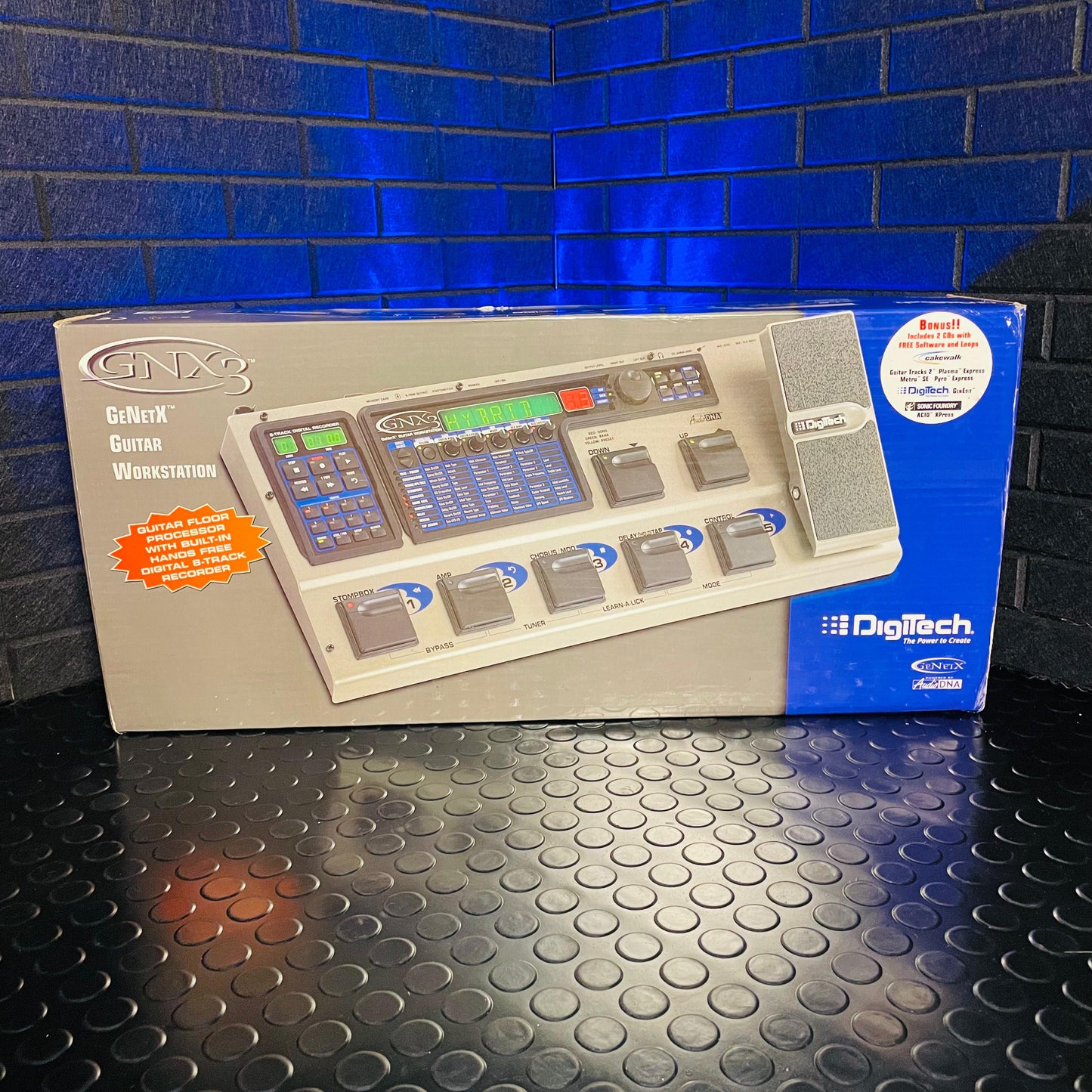 DIGITECH GNX3 MULTI EFFECTS PROCESSOR *BOXED WITH INSTRUCTIONS*