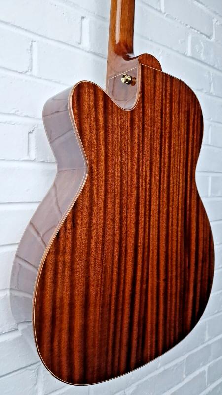 FRESHMAN APOLLO 4OC ELECTRO ACOUSTIC GUITAR