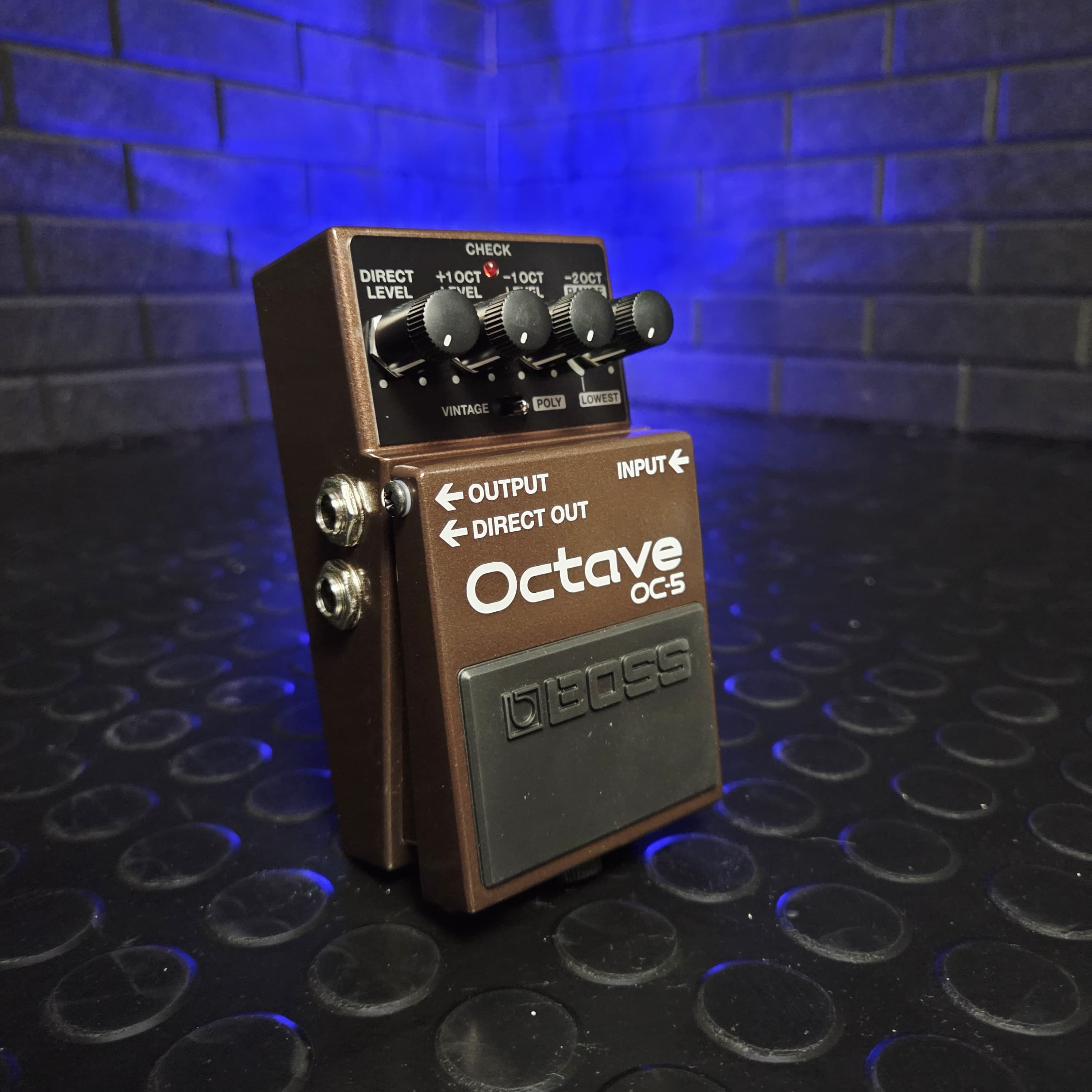 BOSS OCTAVE OC-5 GUITAR AND BASS OCTAVE PEDAL