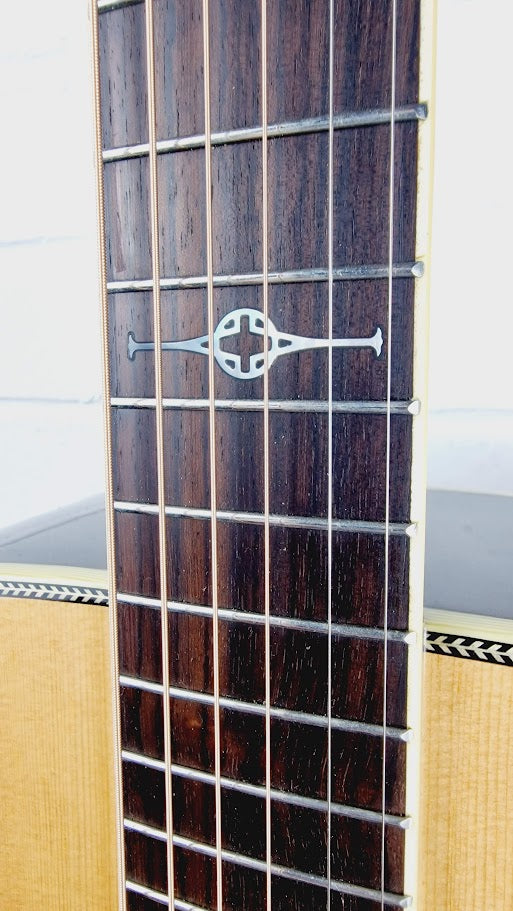 ALVAREZ MD70EBG ACOUSTIC GUITAR + ALVAREZ DUO FOAM CASE