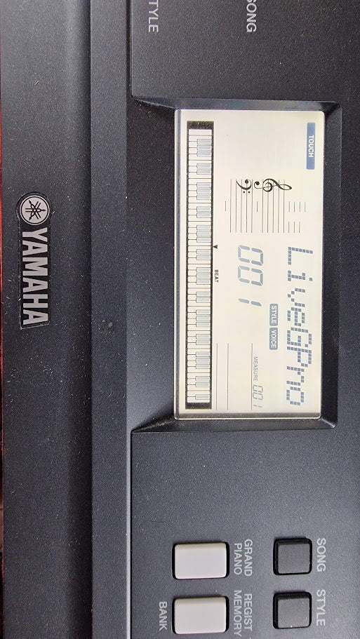 YAMAHA NP-V80 PIAGGERO 76 KEY DIGITAL PIANO KEYBOARD