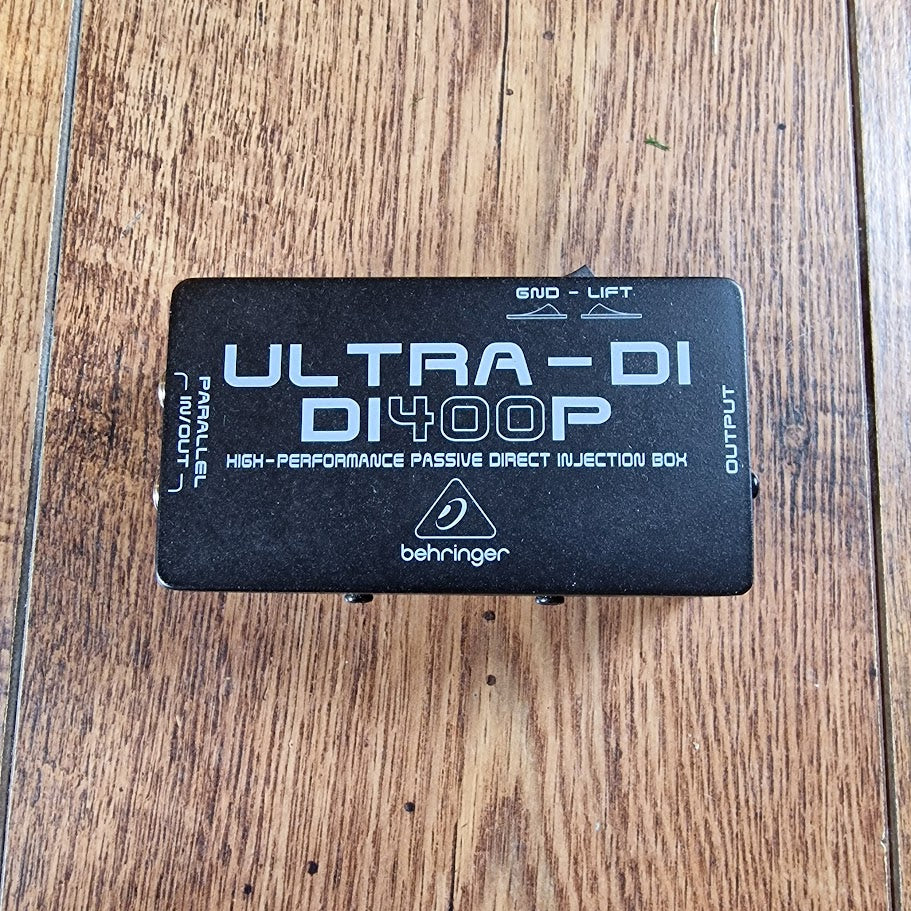 BEHRINGER ULTRA DI400P PASSIVE BOX