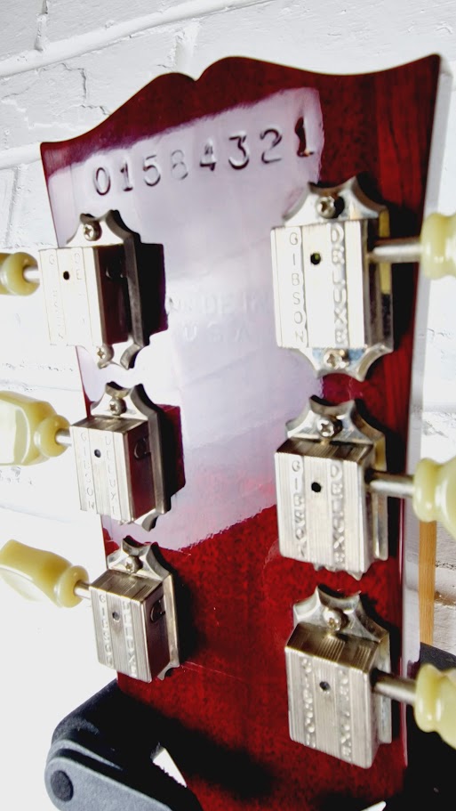 GIBSON LES PAUL STUDIO 2004 WINE RED ELECTRIC GUITAR