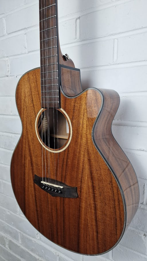 TANGLEWOOD EVOLUTION EXOTIC TSF CE X KOA ELECTRO ACOUSTIC GUITAR