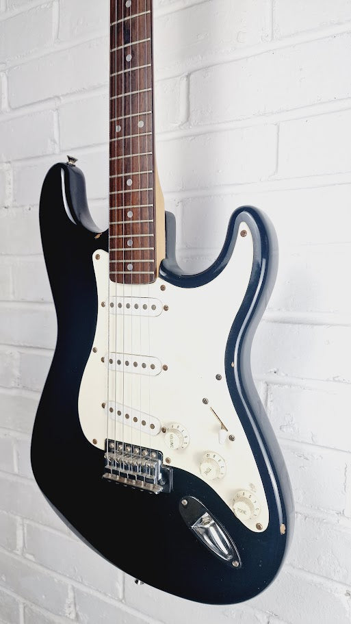 FENDER SQUIRE 1999 AFFINITY SERIES STRATOCASTER BLACK ELECTRIC GUITAR