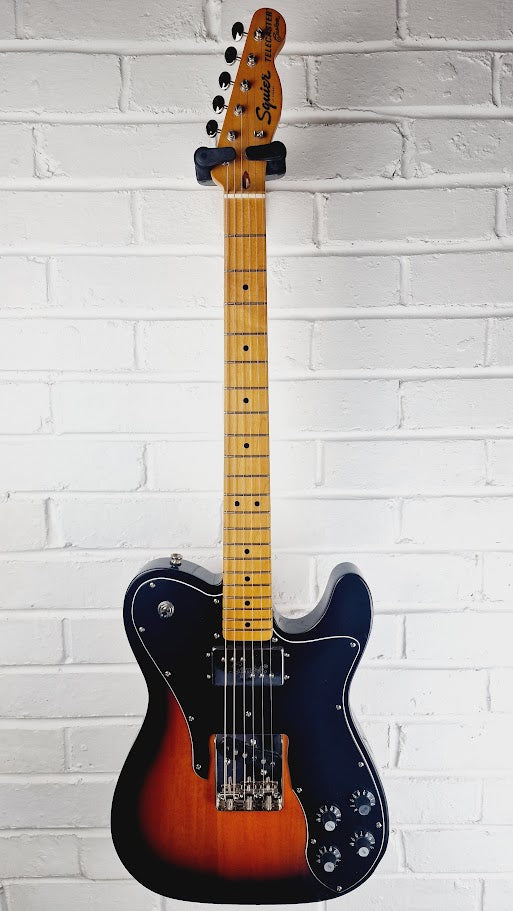 SQUIER CLASSIC VIBE 70S TELECASTER CUSTOM MAPLE 3 COLOUR SUNBURST