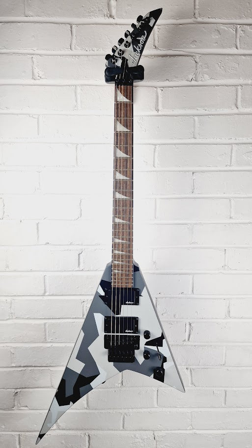 JACKSON X SERIES RHOADS RRX24 WINTER CAMO ELECTRIC GUITAR + GATOR EXTREME HARDCASE