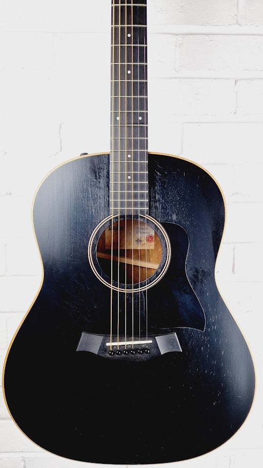 TAYLOR AD17E GRAND PACIFIC BLACKTOP ELECTRO ACOUSTIC GUITAR + TAYLOR CASE