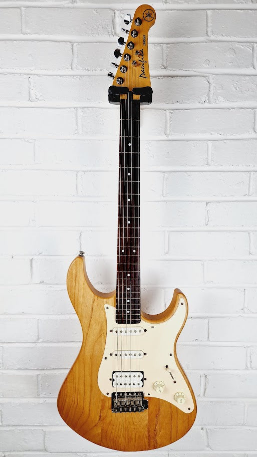 YAMAHA PACIFICA 112J YELLOW NATURAL SATIN ELECTRIC GUITAR