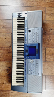 YAMAHA PSR1500 61 KEY KEYBOARD + POWER SUPPLY