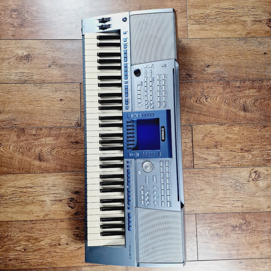 YAMAHA PSR1500 61 KEY KEYBOARD + POWER SUPPLY