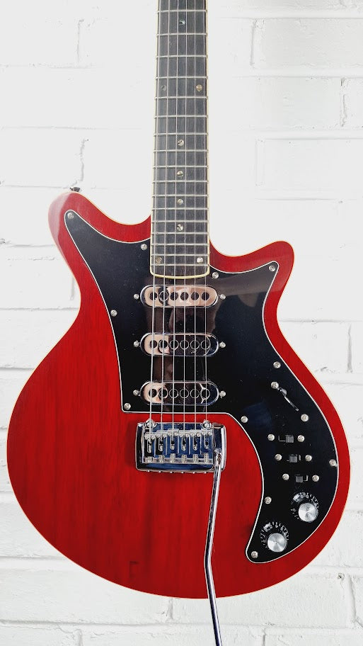 HARLEY BENTON BM-75 DLX TRANS RED DELUXED ELECTRIC GUITAR
