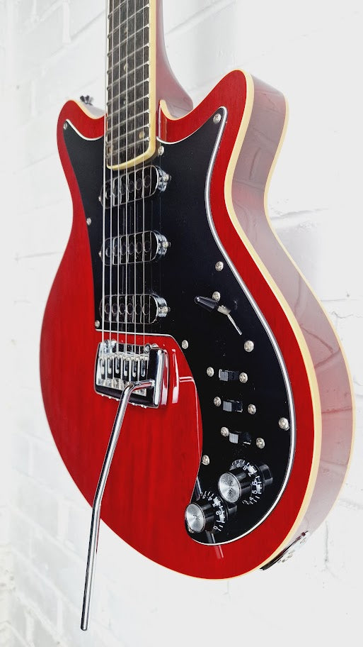 HARLEY BENTON BM-75 DLX TRANS RED DELUXED ELECTRIC GUITAR