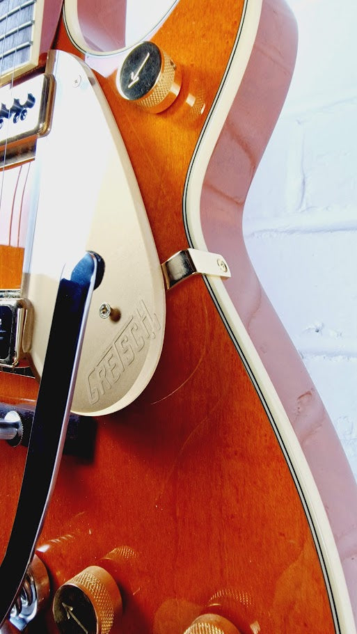 GRETSCH 6121W 2004 ROUNDUP ELECTRIC GUITAR + GRETSCH ORIGINAL HARD CASE