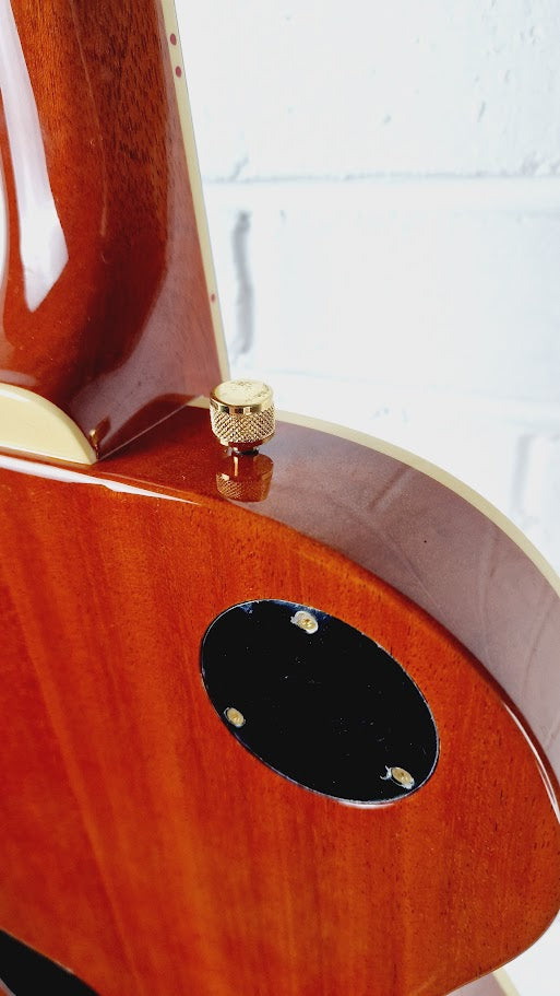 GRETSCH 6121W 2004 ROUNDUP ELECTRIC GUITAR + GRETSCH ORIGINAL HARD CASE