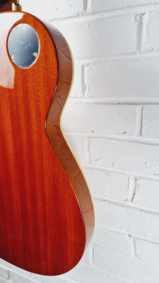 GRETSCH 6121W 2004 ROUNDUP ELECTRIC GUITAR + GRETSCH ORIGINAL HARD CASE