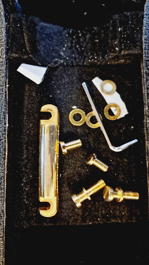 YAMAHA AEX 502 SEMI HOLLOW ORANGE ELECTRIC GUITAR + HARD CASE