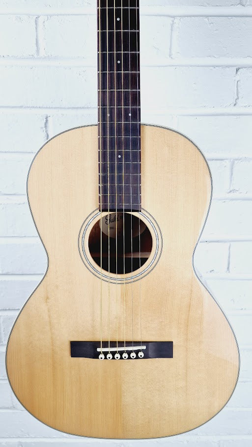 GUILD P-240 MEMOIR PARLOR GUITAR