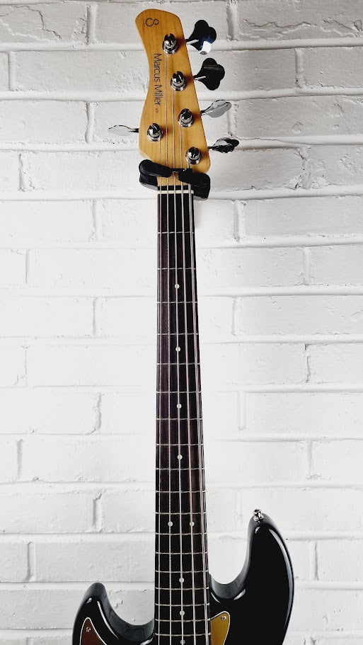 SIRE MARCUS MILLER V3 LEFT HANDED 5 STRING BLACK GOLD BASS GUITAR