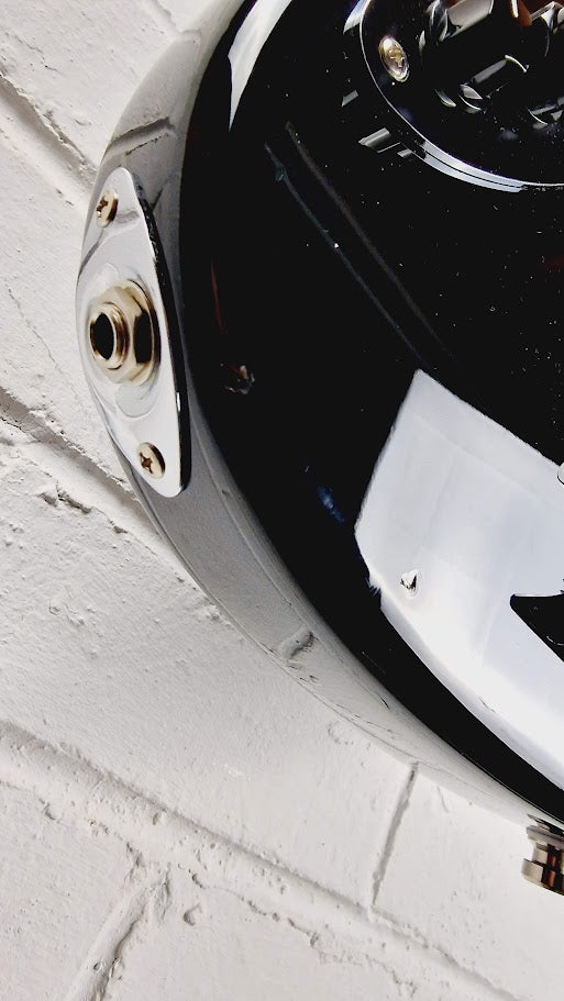 SIRE MARCUS MILLER V3 LEFT HANDED 5 STRING BLACK GOLD BASS GUITAR